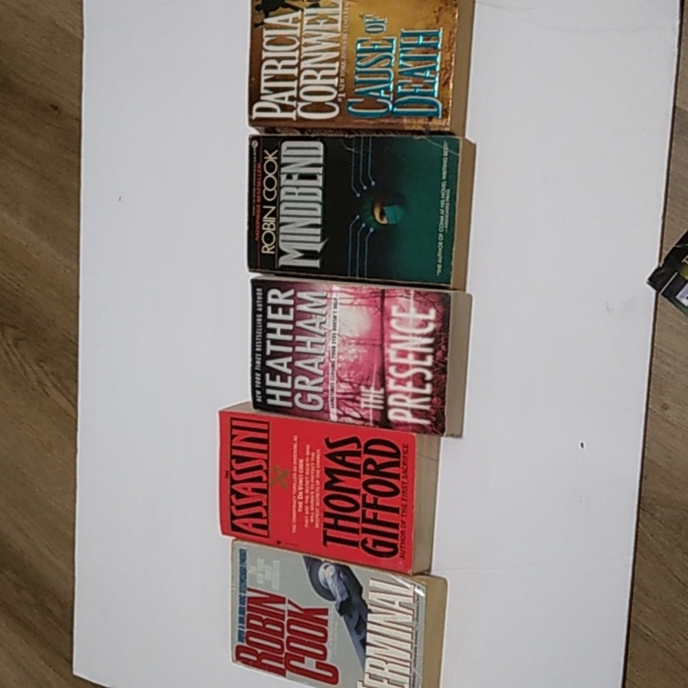 Bundle books